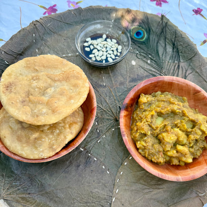Kachori (2 pcs) and Aloo Sabji