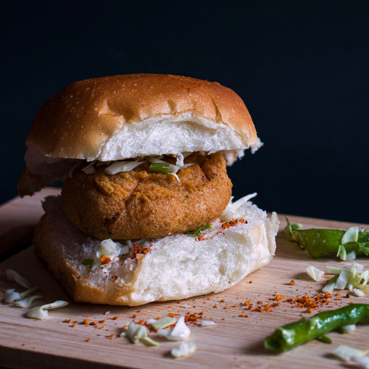 Vada Pav (2 pcs)